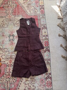 Brown linen set